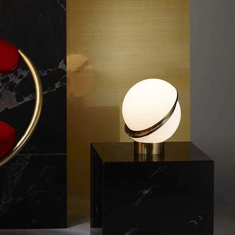 Spherical Table Lamp